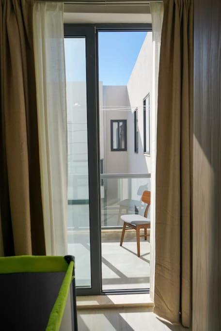 Your Escape: Where Every Sunrise Becomes A Memory Mellieħa Exteriör bild